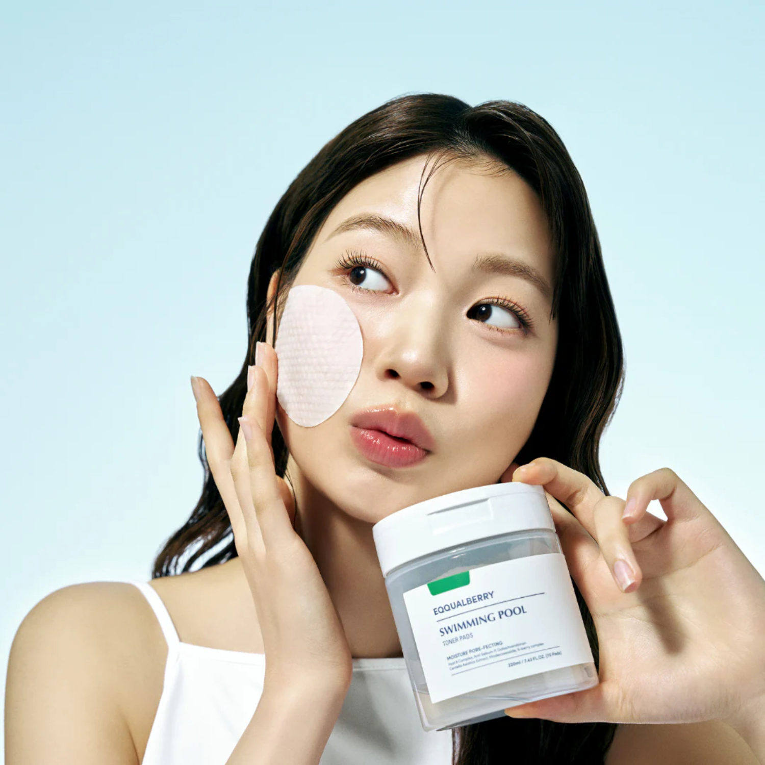 EQQUALBERRY Swimming Pool Toner Pads Lebanon Korean exfoliating hydrating skincare toner pads